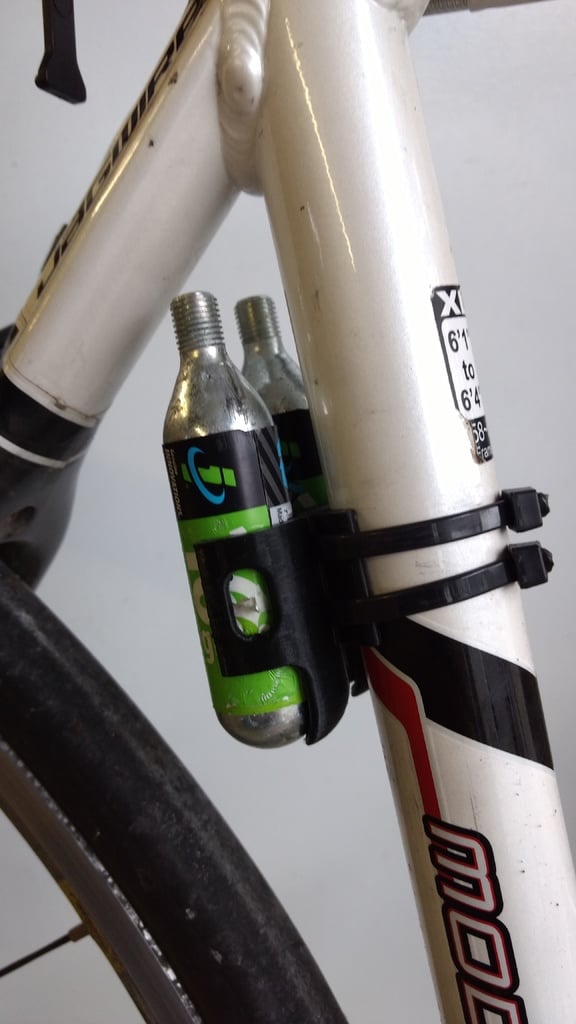 Microflate CO2 bike holder for 27.2 seat tubes for triathlons