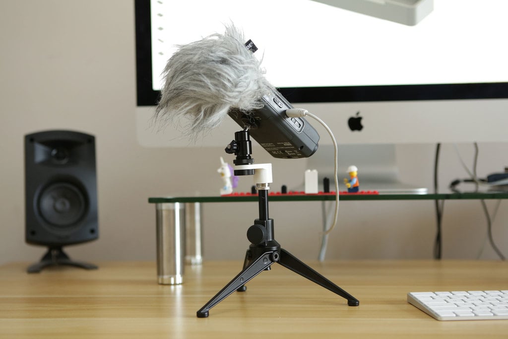 Mic2Cam adapter to convert a microphone stand into a camera tripod