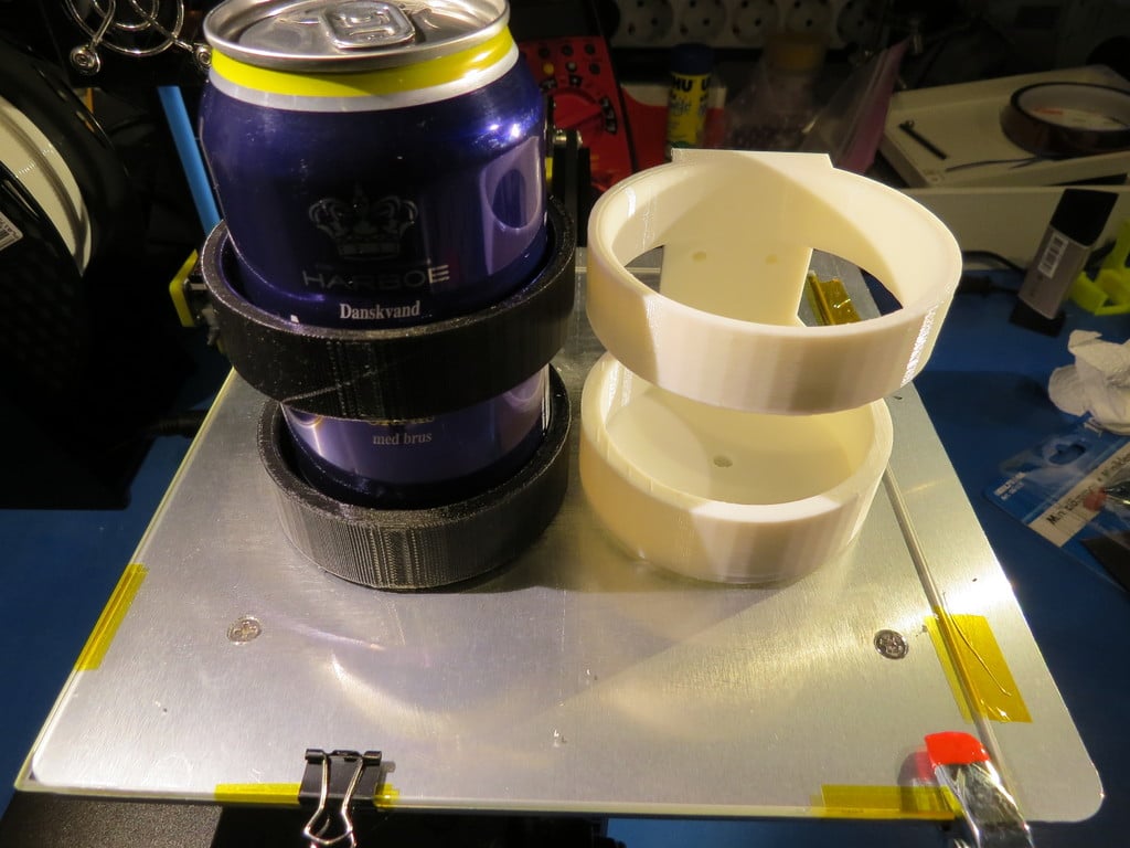 Boat mountable holder for cans and cups