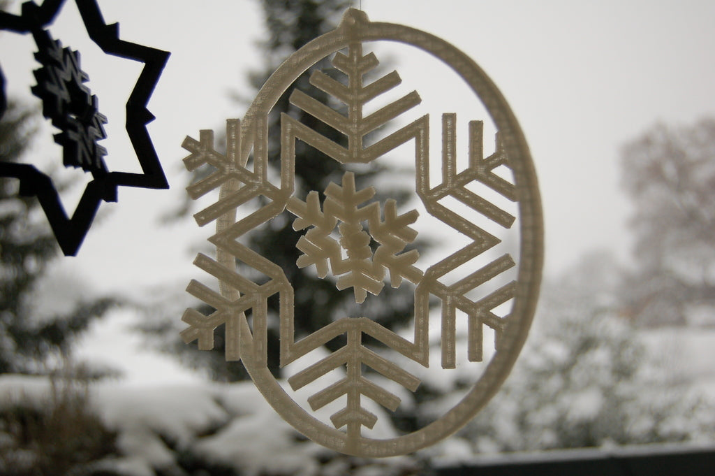 Gyroscopic Snow Decoration