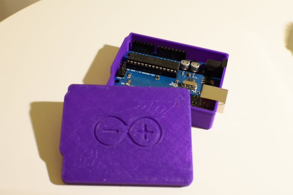 Small Case With Lid for Arduino Uno R3