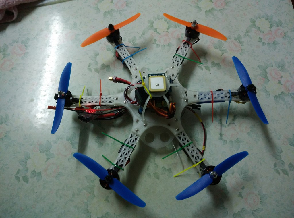 Mini Flame Wheel Style Hexacopter Version (HEX6) with 300mm frame and 5&#39;&#39; Propeller