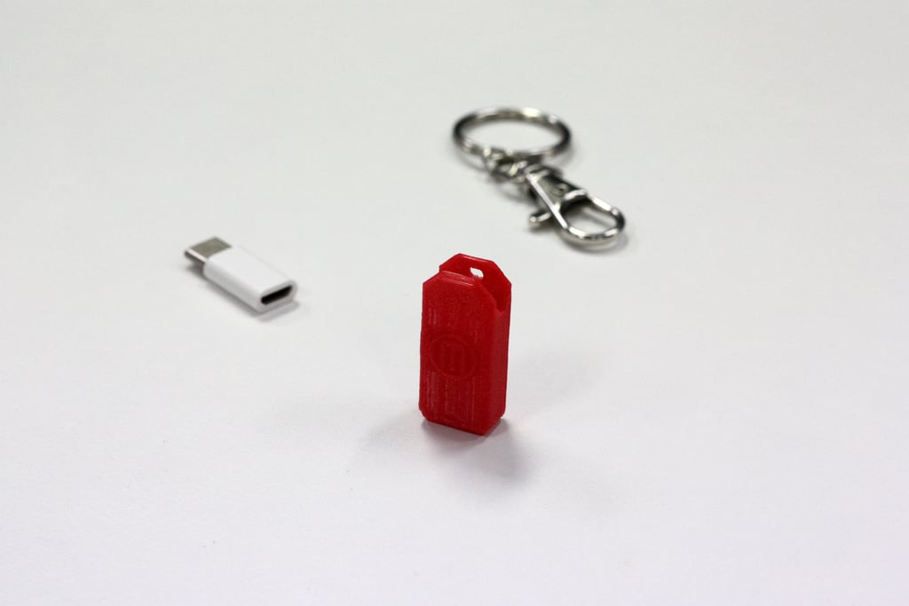 Micro-USB to Type C adapter key ring case for OnePlus Two