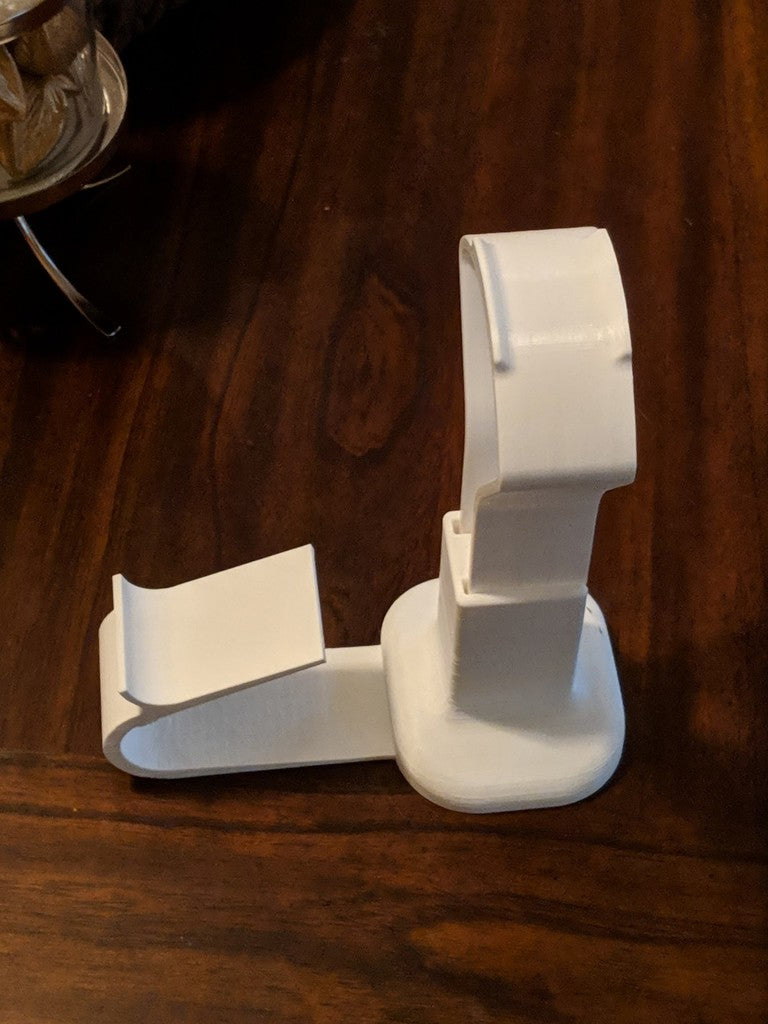 Xbox One wireless headset and controller stand