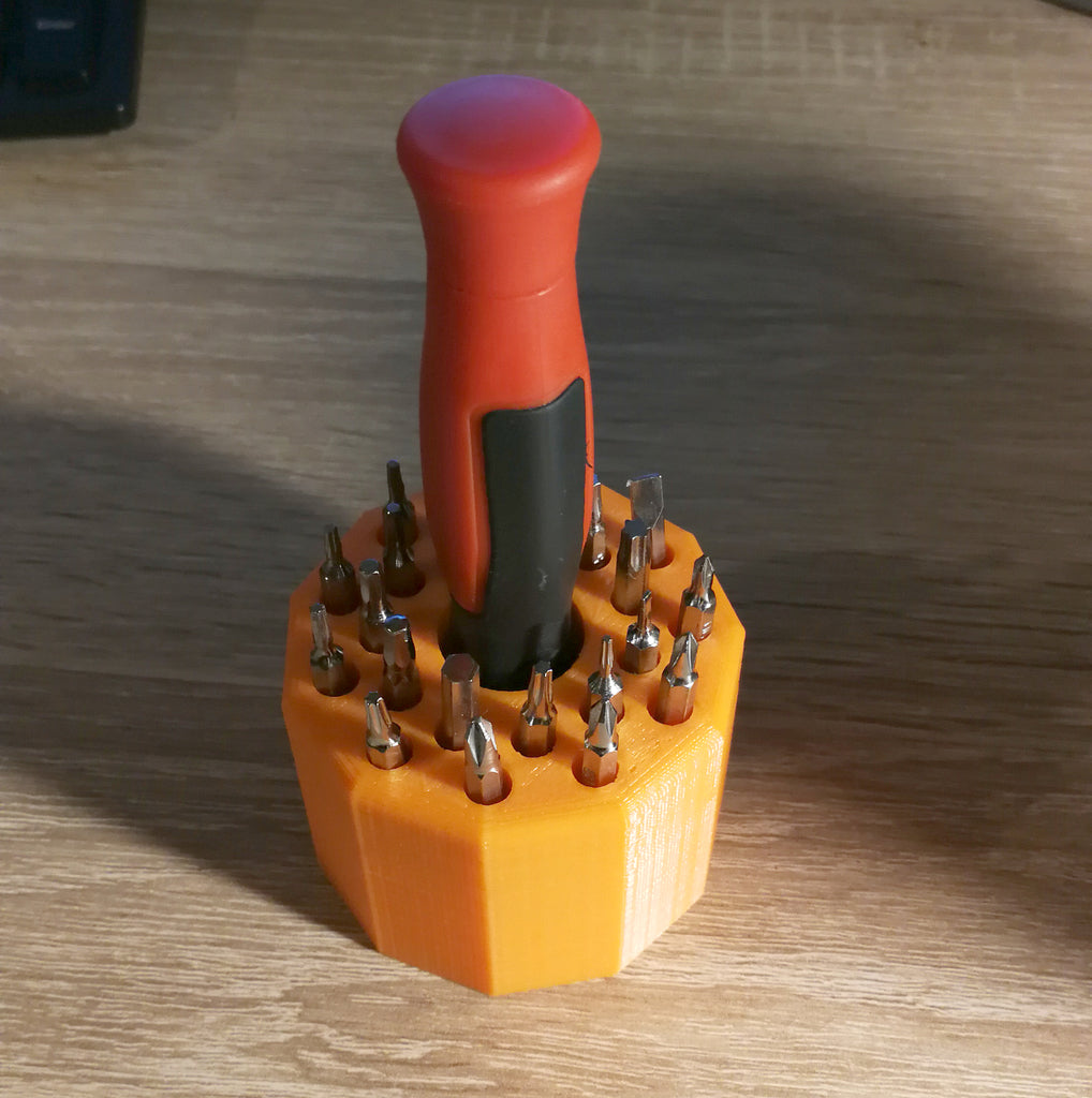 Simple Screwdriver Holder from Kaufland
