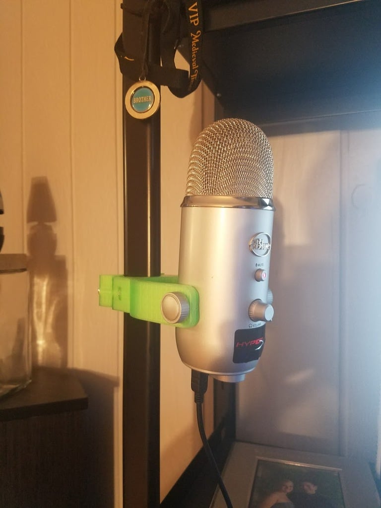 Table-free Mount for YETI Blue Microphone