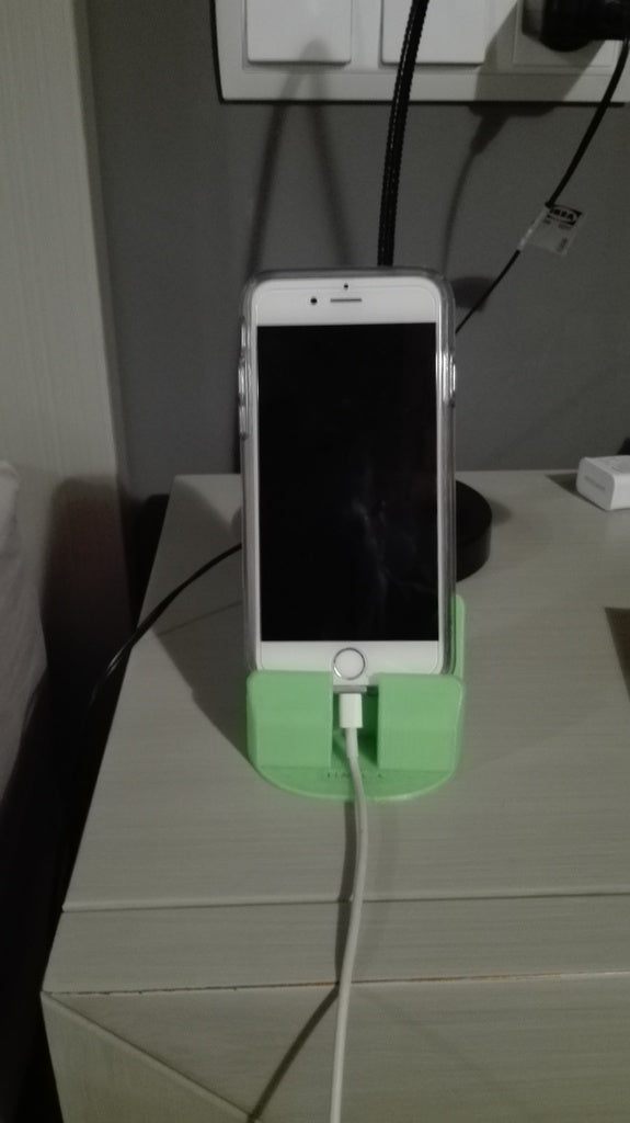 Phone holder for iPhone, Samsung and several tablets