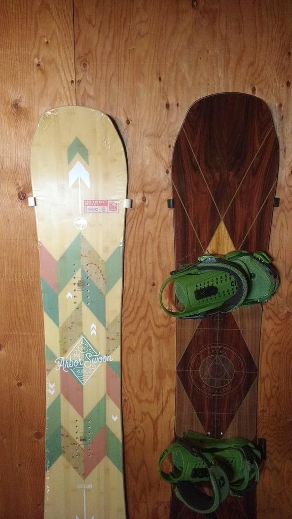 Snowboard and Wakeboard Wall Mount