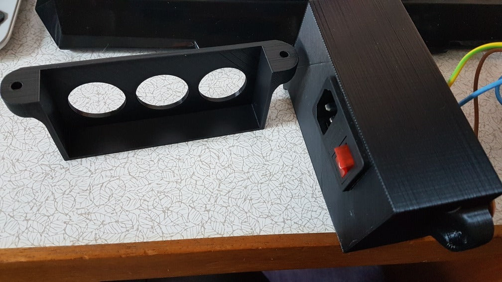 30 Amp PSU Underslung mounting for IKEA Lack table