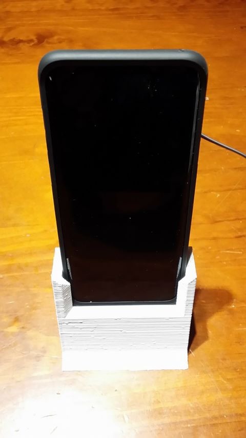Samsung S9+ with or without Quad Lock Case Charging Stand