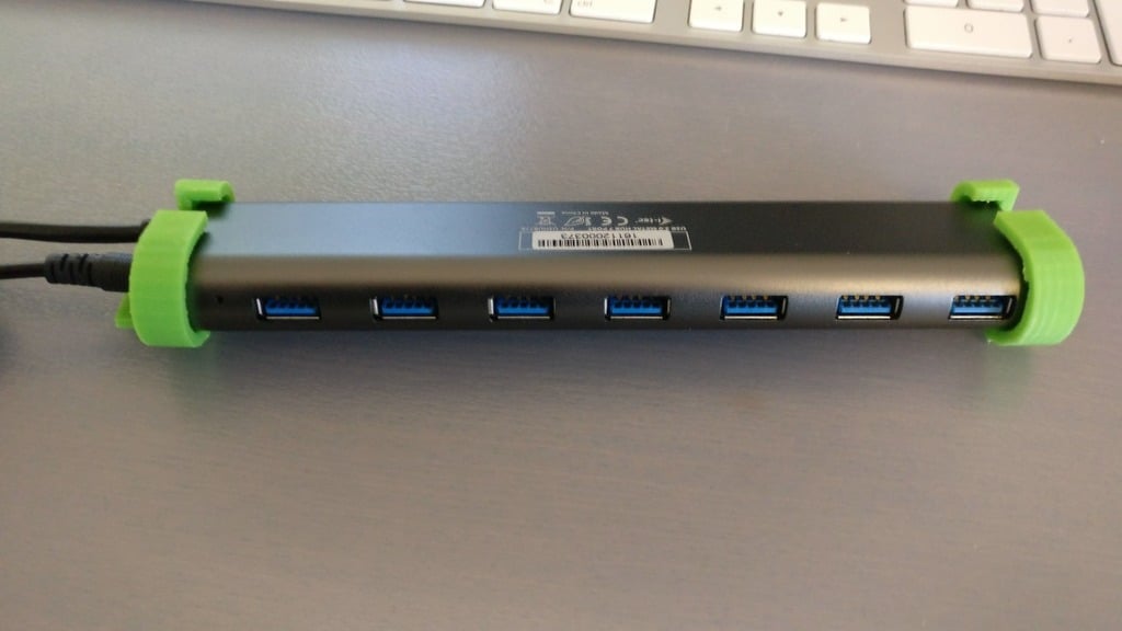 i-tec USB 3.0 Metal Charging Hub Mounting Bracket