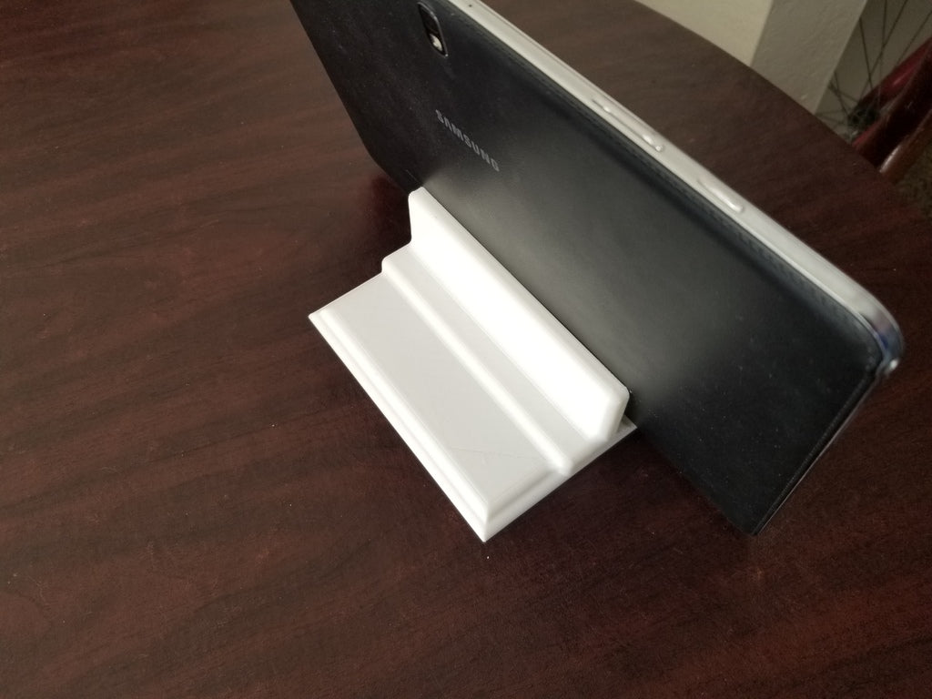Large tablet stand for bedside table