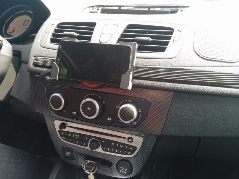 Universal/Nexus 5 holder with QI wireless charging support for Renault Megane 3