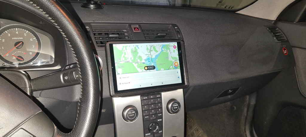 Volvo V50 Stereo Trim Replacement with 8&quot; Tablet Holder