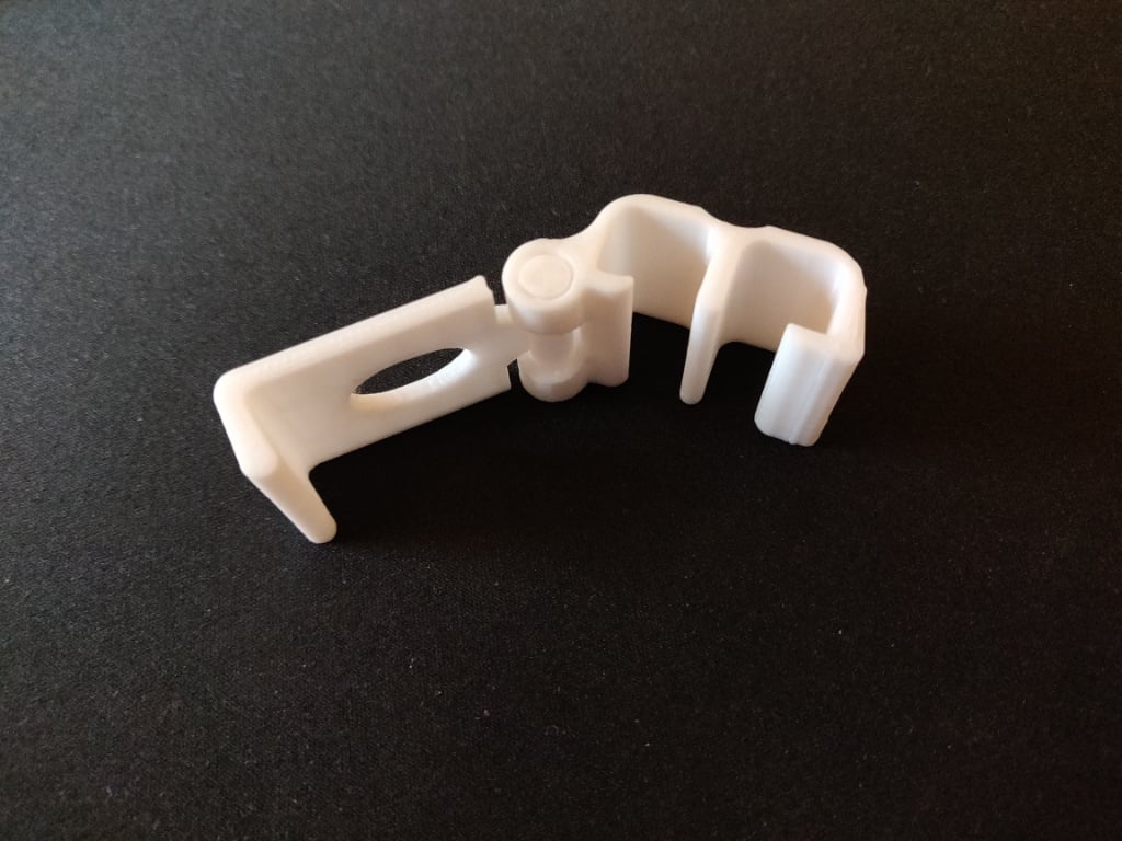 Cable organizer clip with hinge