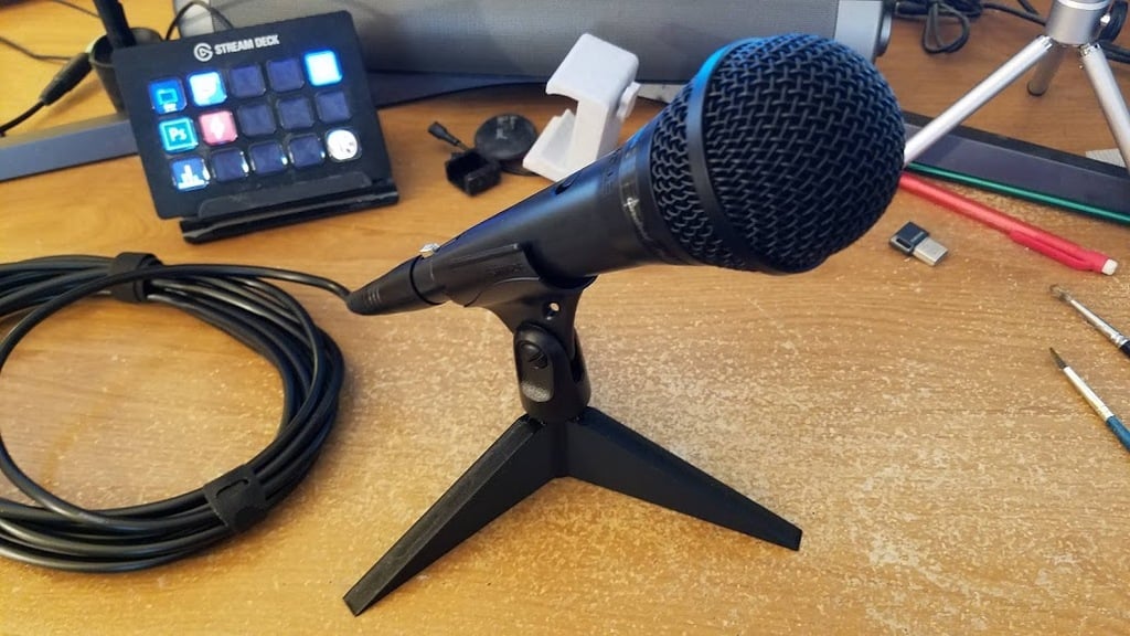 Desktop Microphone Holder for Shure Microphones