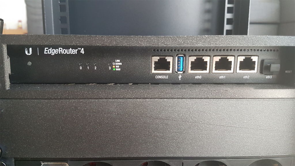 Ubiquiti EdgeRouter 4 (ER-4) Rack Mount for 10 inch Server Rack