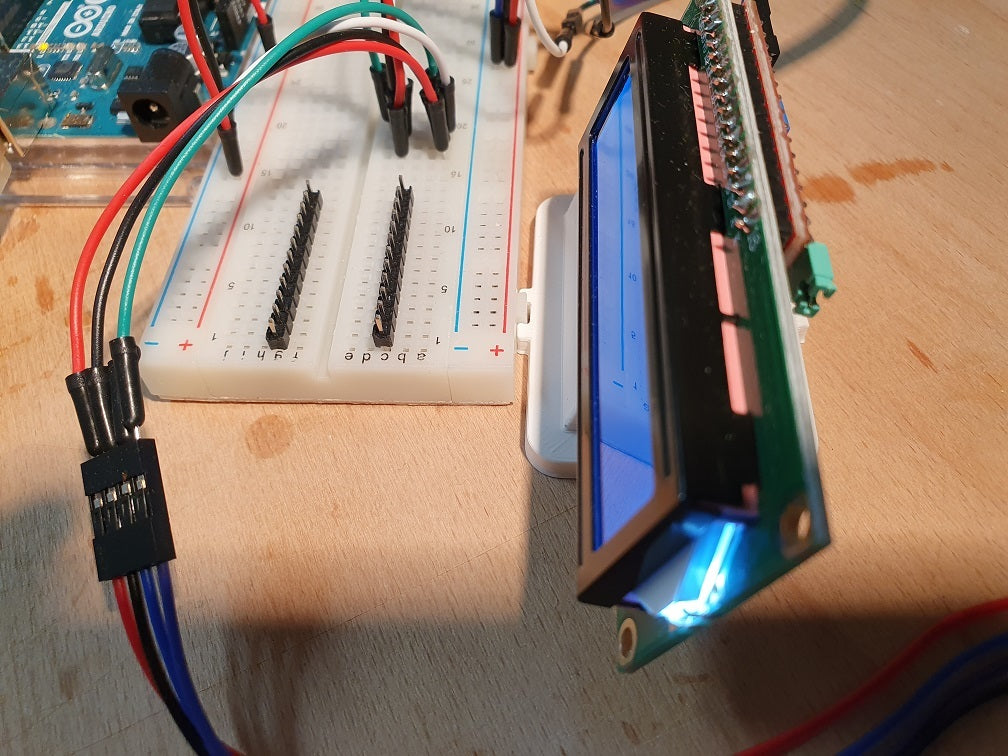 Universal LCD holder with inclined connector for standard Steckbrett for Arduino and Raspberry Pi
