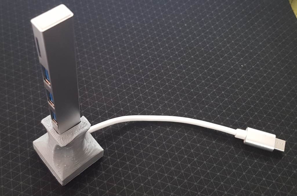 Vertical Stand for USB Hub