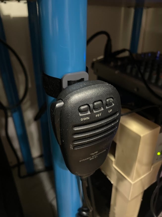 Microphone hanger for desk leg