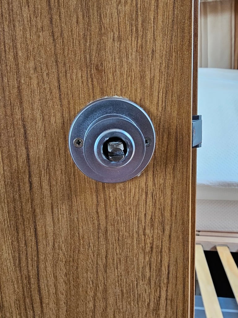 Replacement door handle for Caravan Trailer with 7mm square bolt