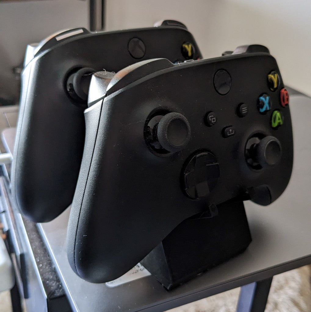 Double Xbox Controller Stand