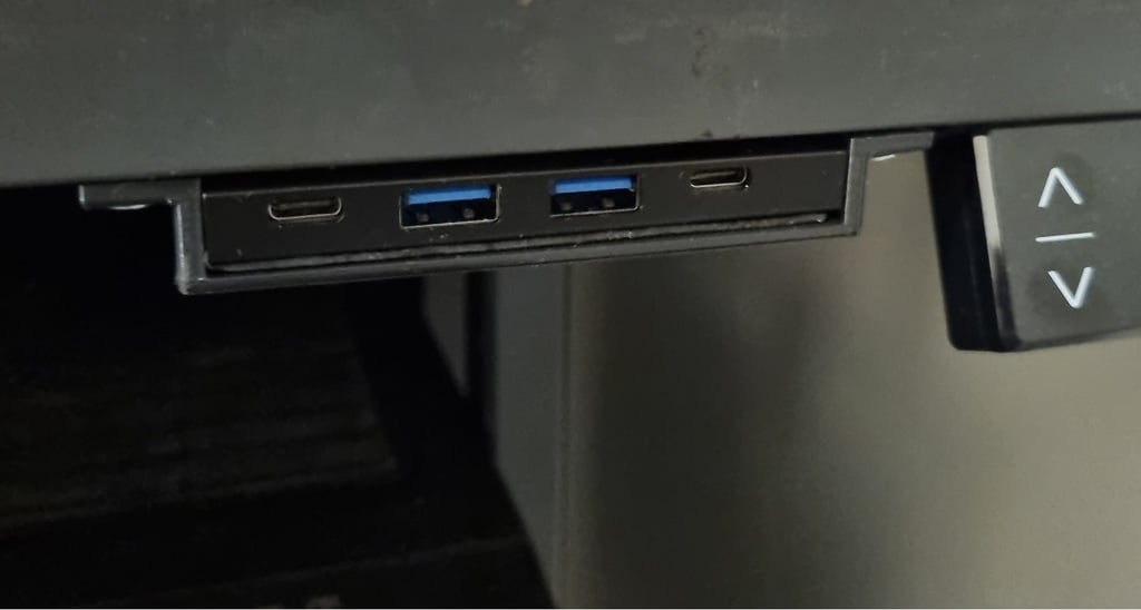 Under Desk Mountable Simplecom USB Hub