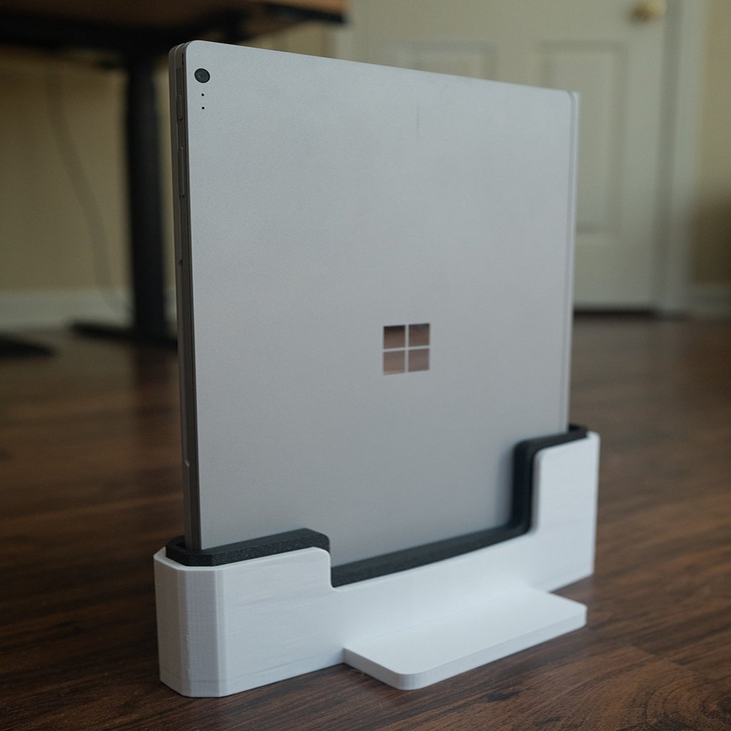 Portable stand for Surface Book with the possibility of customization