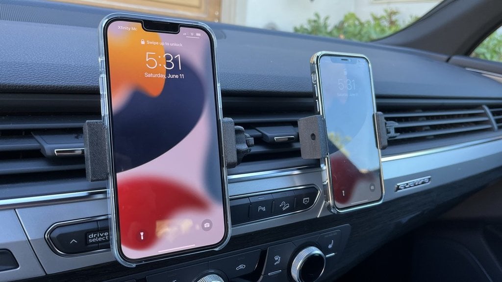 Universal Phone Tripod Mount for the car