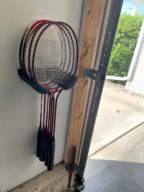 Wall-mounted Holder for 5 Badminton Rackets