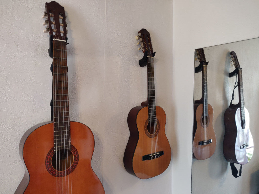 Guitar Wall Mount - Compatible with 3/4 and 4/4 classical guitars