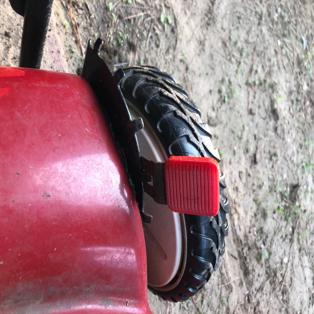 Adjustment handle for lawnmowers