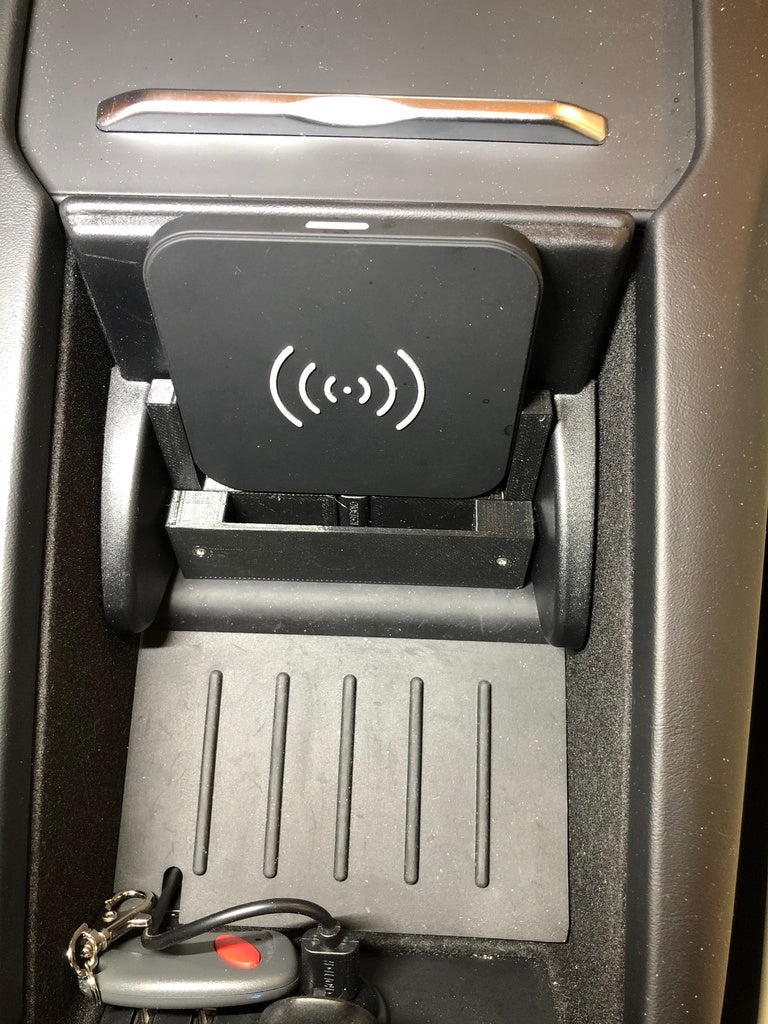 Wireless charging mount for Tesla Model S and iPhone
