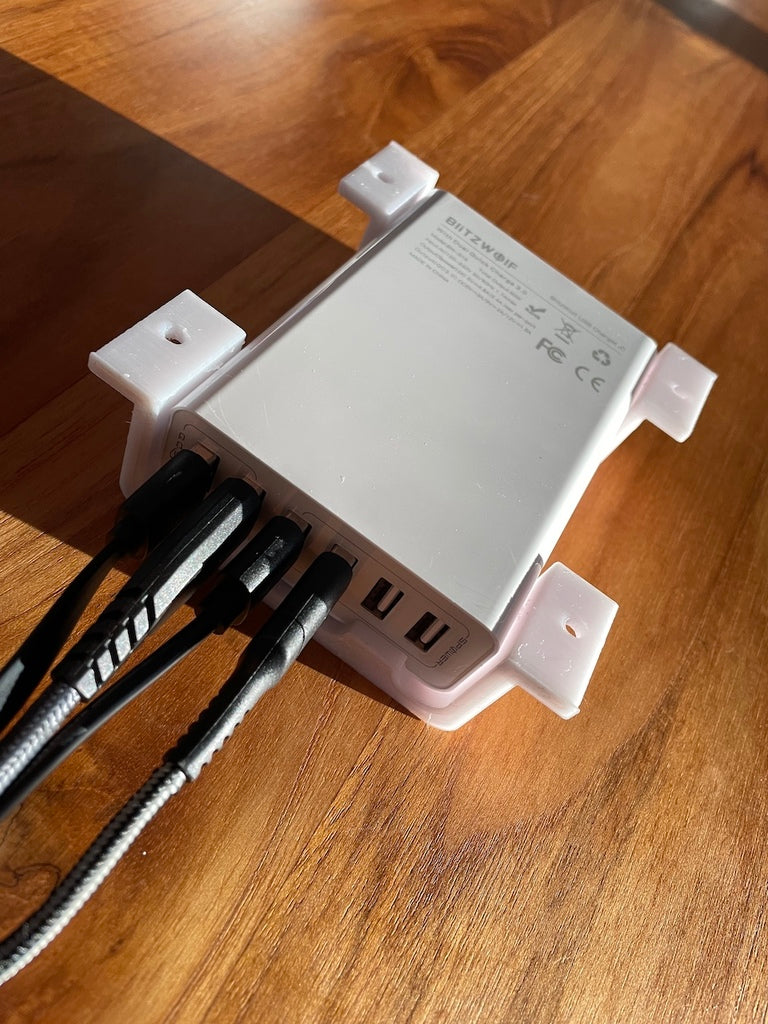 BlitzWolf USB charger unit for mounting under the desk