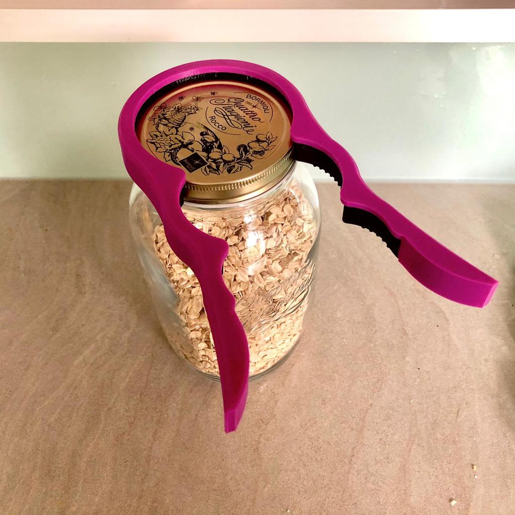 Universal Jar opener for any glass size