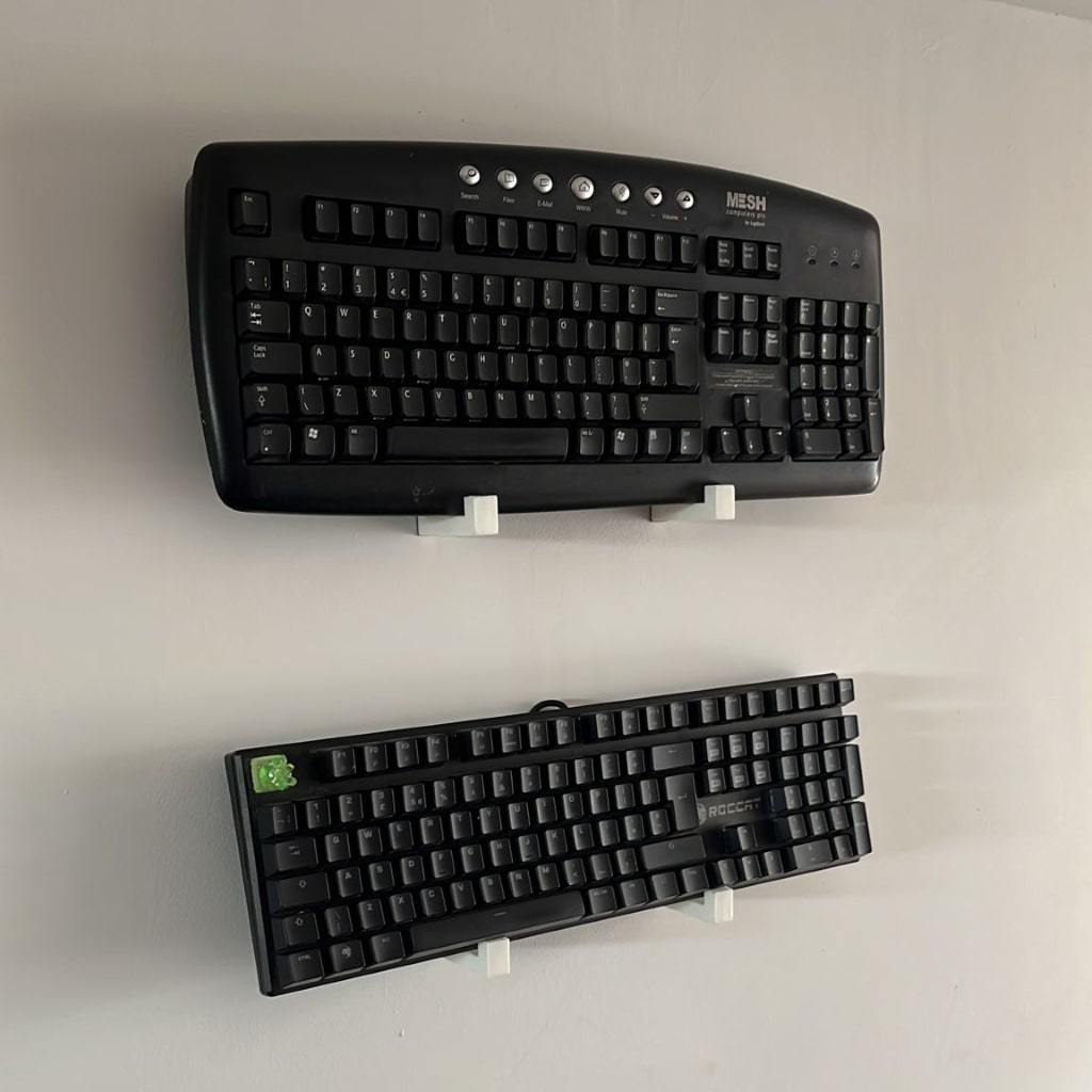 Wall mounting for keyboard