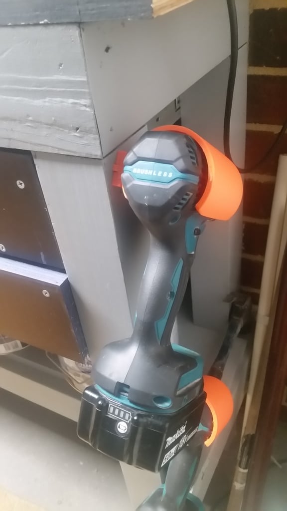 Makita Tool holder for 18v impact and drill