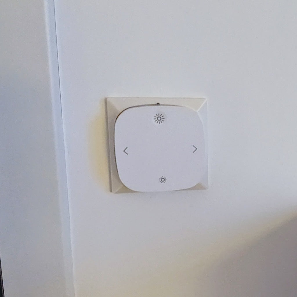 Wall mounting for IKEA SYRBAR Smart Home Remote control