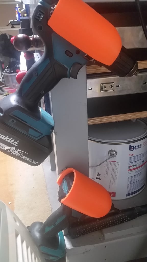 Makita Tool holder for 18v impact and drill