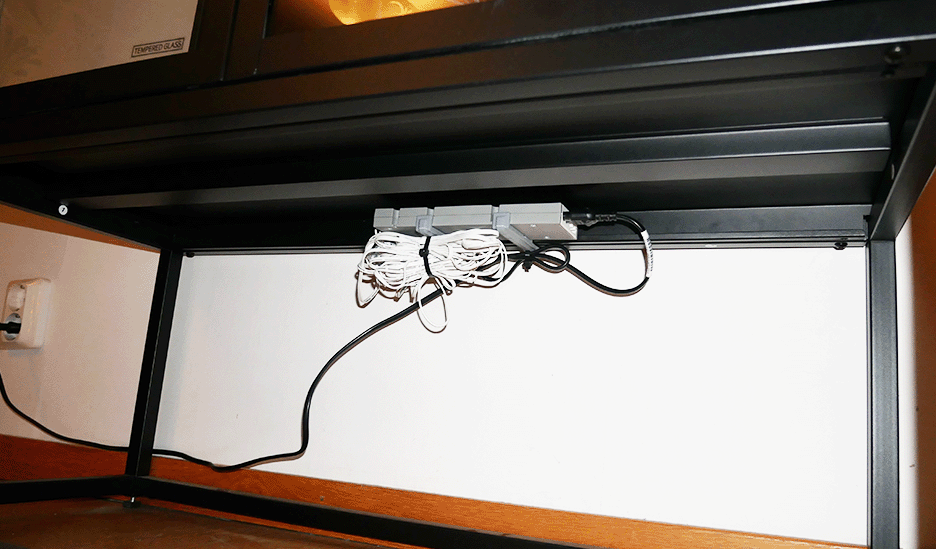 Bracket for fitting IKÉA Wireless driver under RUDSTA glass door cabinet
