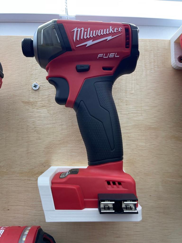 Wall mount for Milwaukee M18 tool