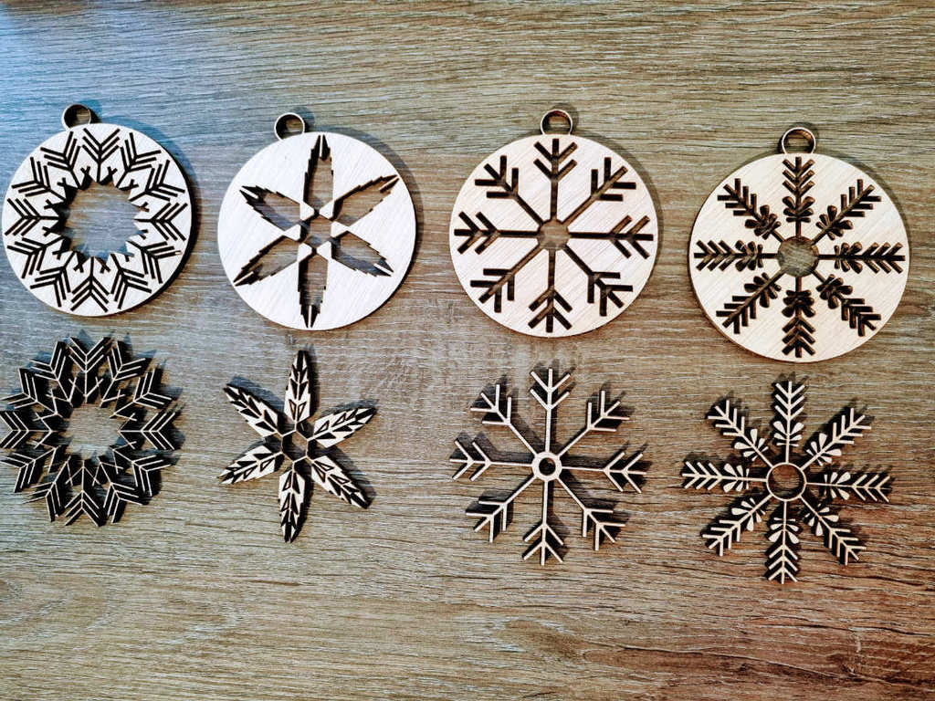 Christmas Baubles with Snowflake Pattern in Wood